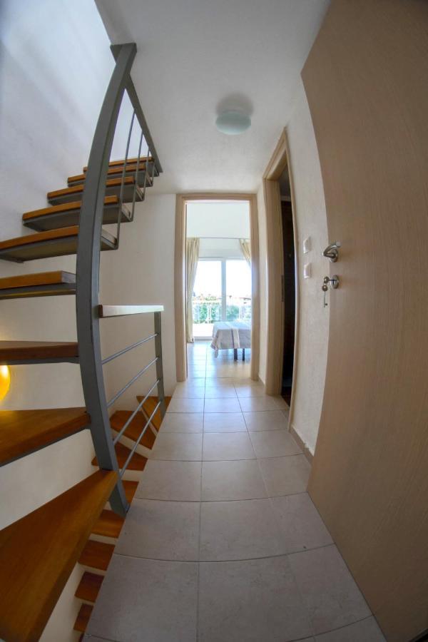 Luxurious Seaside Vacation Home Nikiti  Ngoại thất bức ảnh