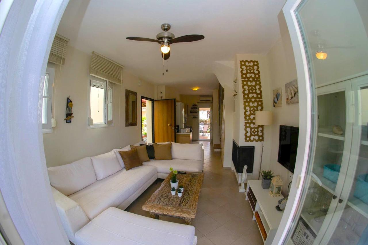 Luxurious Seaside Vacation Home Nikiti  Ngoại thất bức ảnh